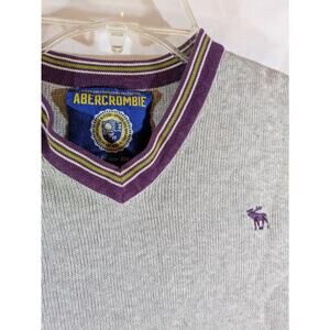 Abercrombie & Fitch Men’s Small V‑Neck Sweater Gray Cotton Singapore Vintage Y2K
